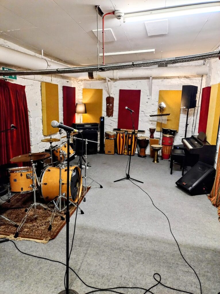 Cave Live Sessions